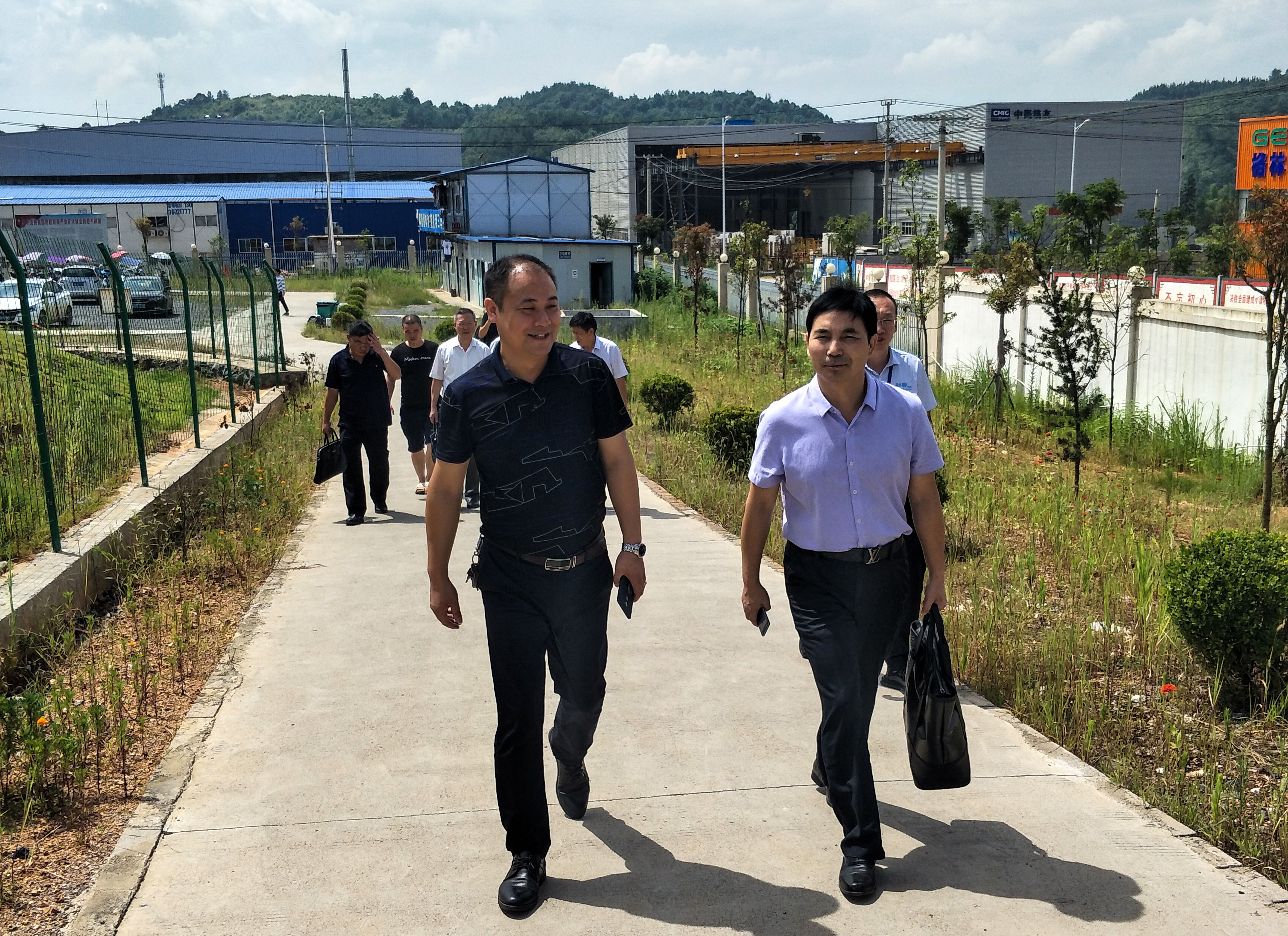 热烈欢迎湖南省工信厅节能与综合利用处赵鲜松副处长、市县工信部门领导一行来J9集团平台能源视察指导工作